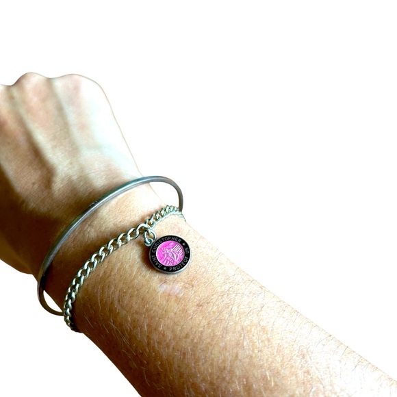 Pink St Christopher Charm with chain - Picture 1 of 8